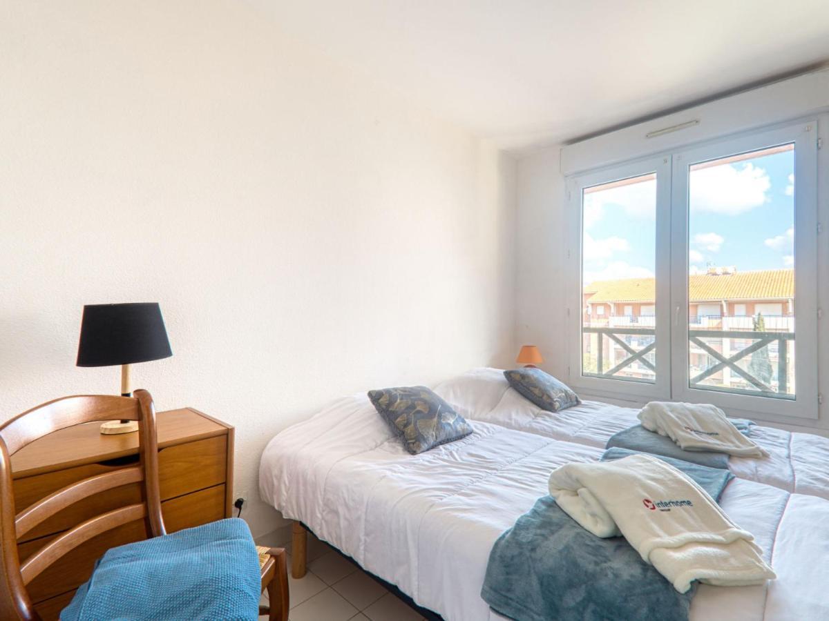 Bleu Marine-6 * Fréjus